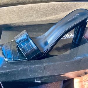Brand new Pretty Little Thing Black mule heels
